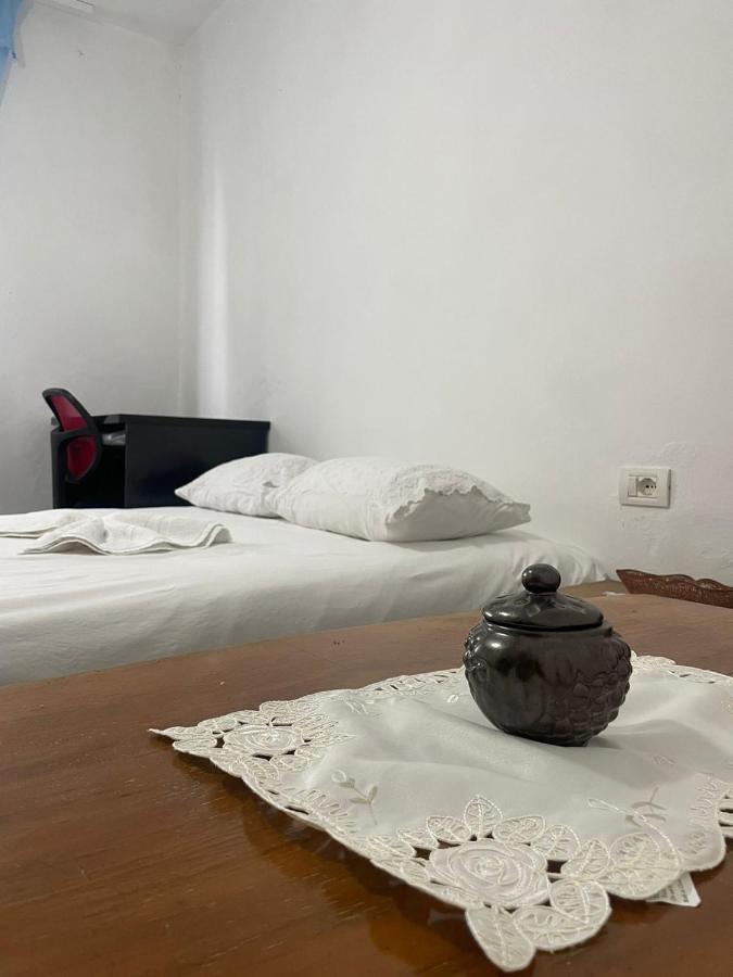 Communist Style Room Shkodër 外观 照片