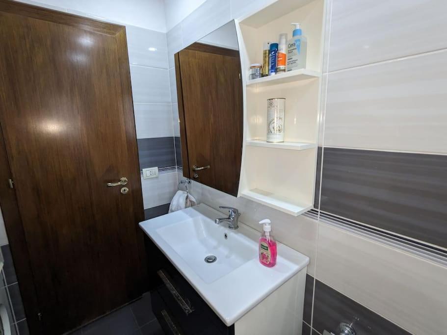 Communist Style Room Shkodër 外观 照片